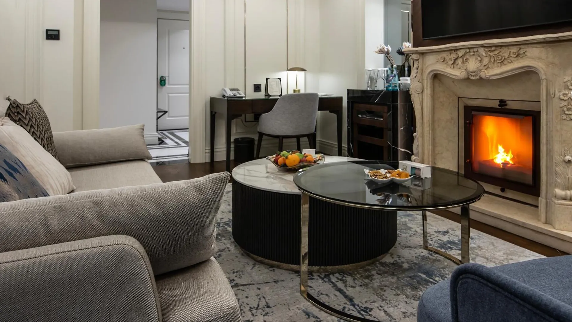 Xheko Imperial Luxury Hotel & Spa Tirana 5*,