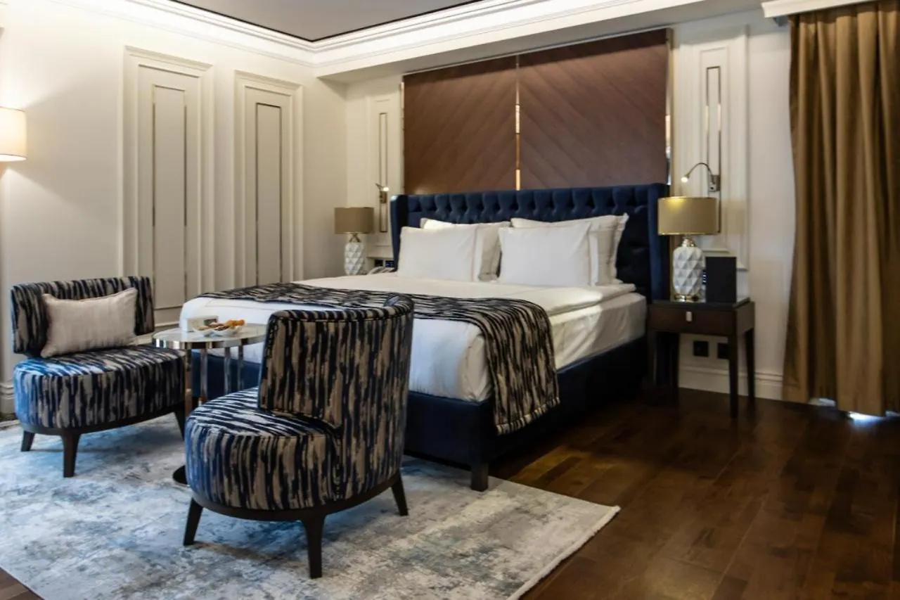 Xheko Imperial Luxury Hotel & Spa ティラナ 5*,