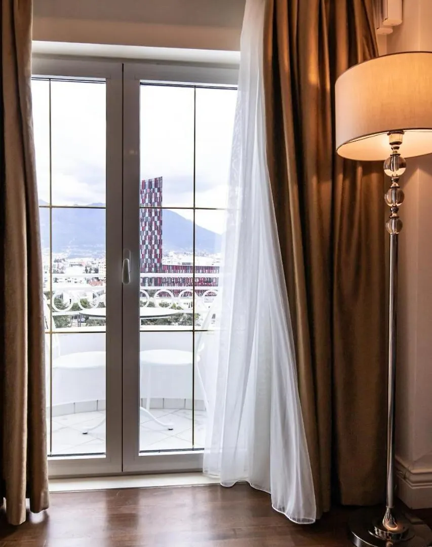 Xheko Imperial Luxury Hotel & Spa ティラナ